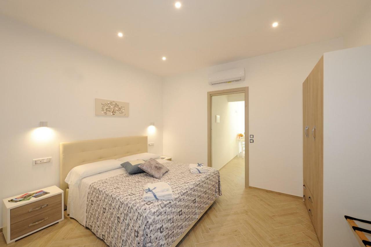 Mon Reve Apartment อาเจโรลา ภายนอก รูปภาพ