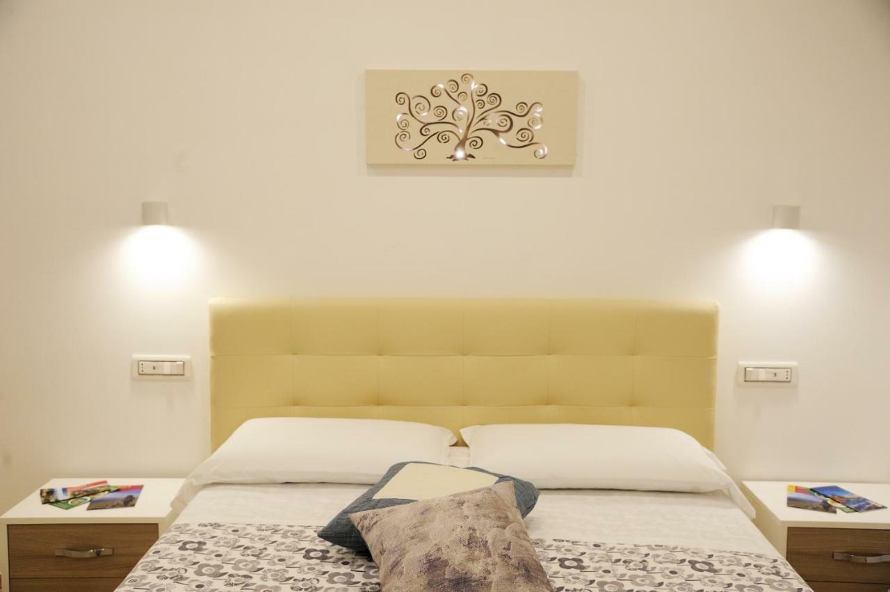 Mon Reve Apartment อาเจโรลา ภายนอก รูปภาพ